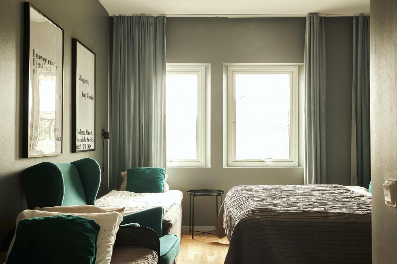 Hasse Pa Sjoekanten Hotell & Restaurang Jonkoping Bagian luar foto